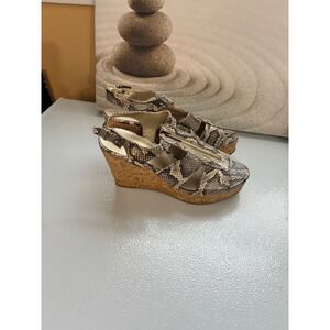 White Mountain Women's Snakeskin Print Wedge Platform Heel Sandal Size 7M